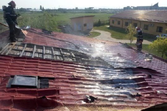 incendiu la un centru medical