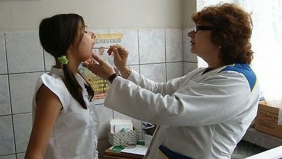Medicul școlar