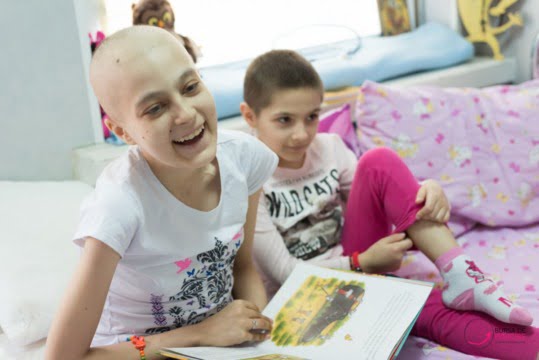 Donează o carte pentru copiii cu cancer!