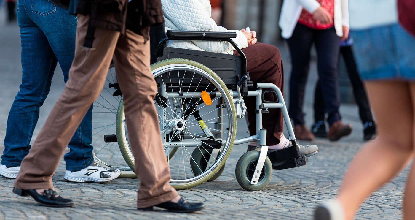 persoana cu dizabilitati